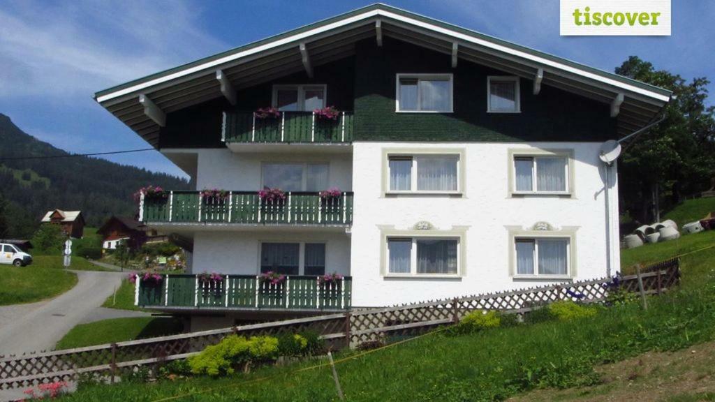 Haus Valuga Villa Buerserberg Exterior photo